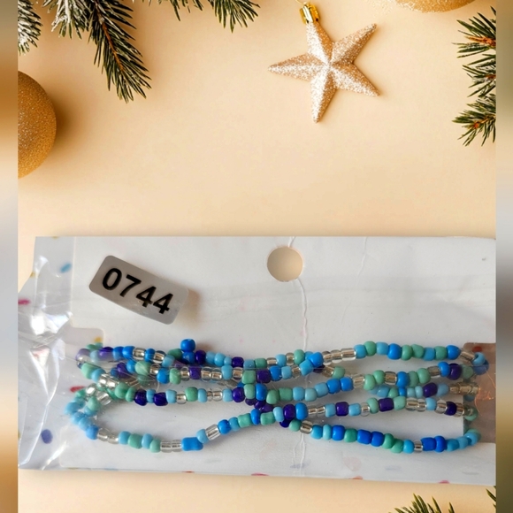 Melody Evil Eye Stretchable Charm Bracelet NEW IN PACKAGE - Picture 2 of 2